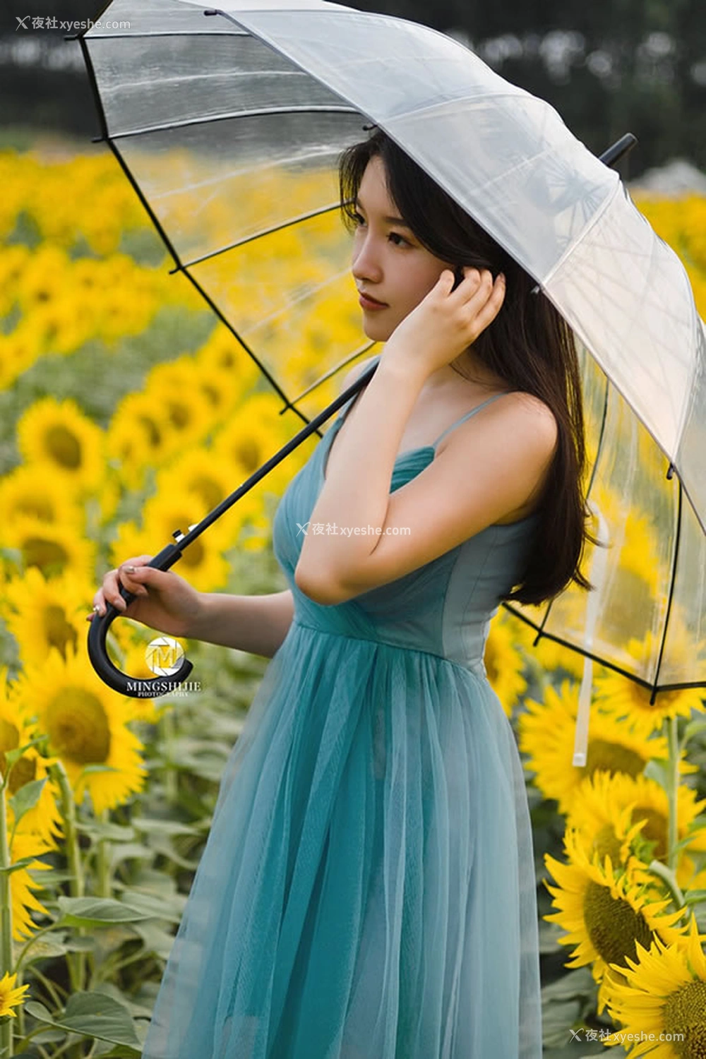 1P - 知名摄影师明视界无圣光人体作品