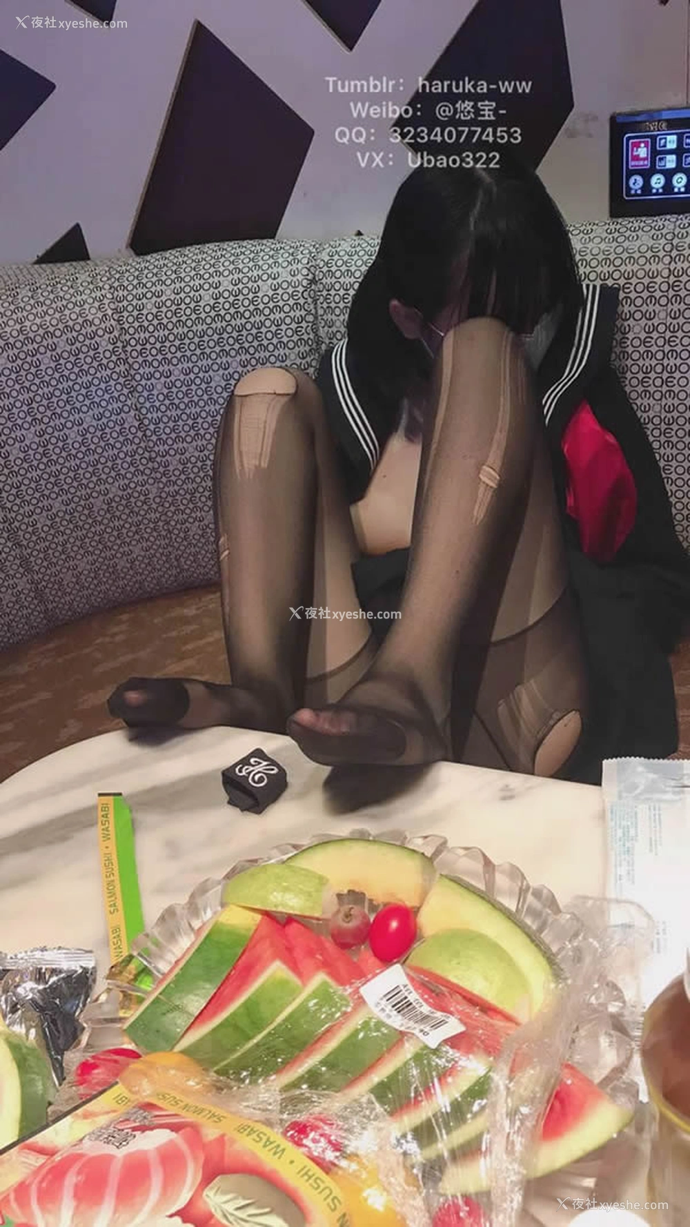 1P - 极品萝莉网红悠宝KTV制服少女无圣光套图