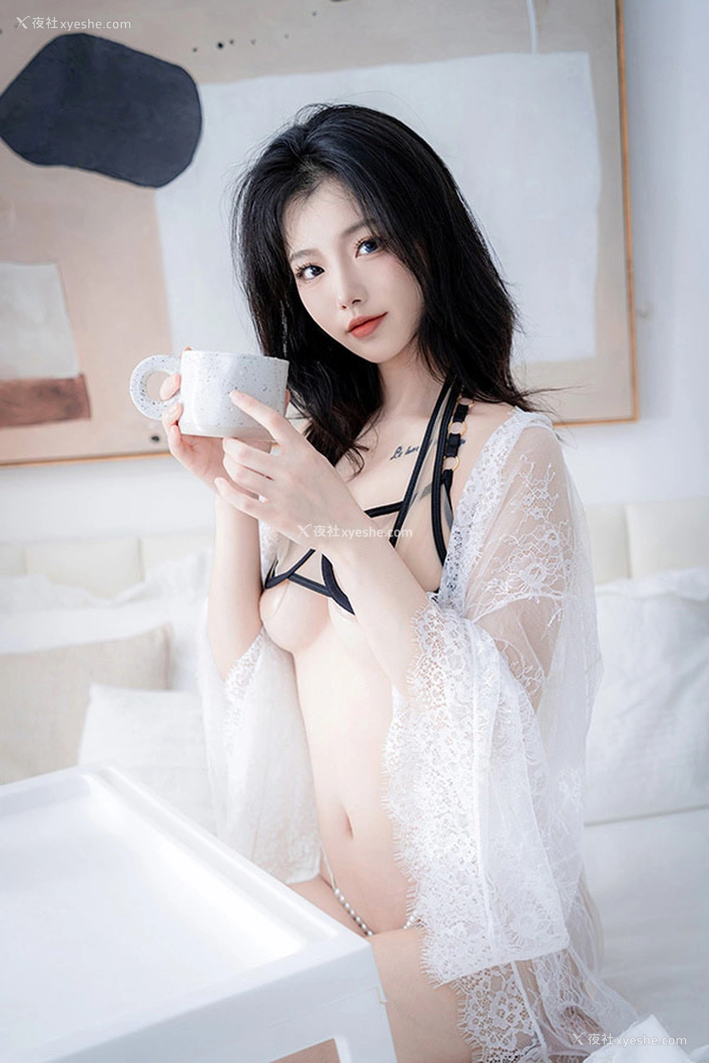 1P - 网红美女桃良阿宅 唤醒清晨的美好