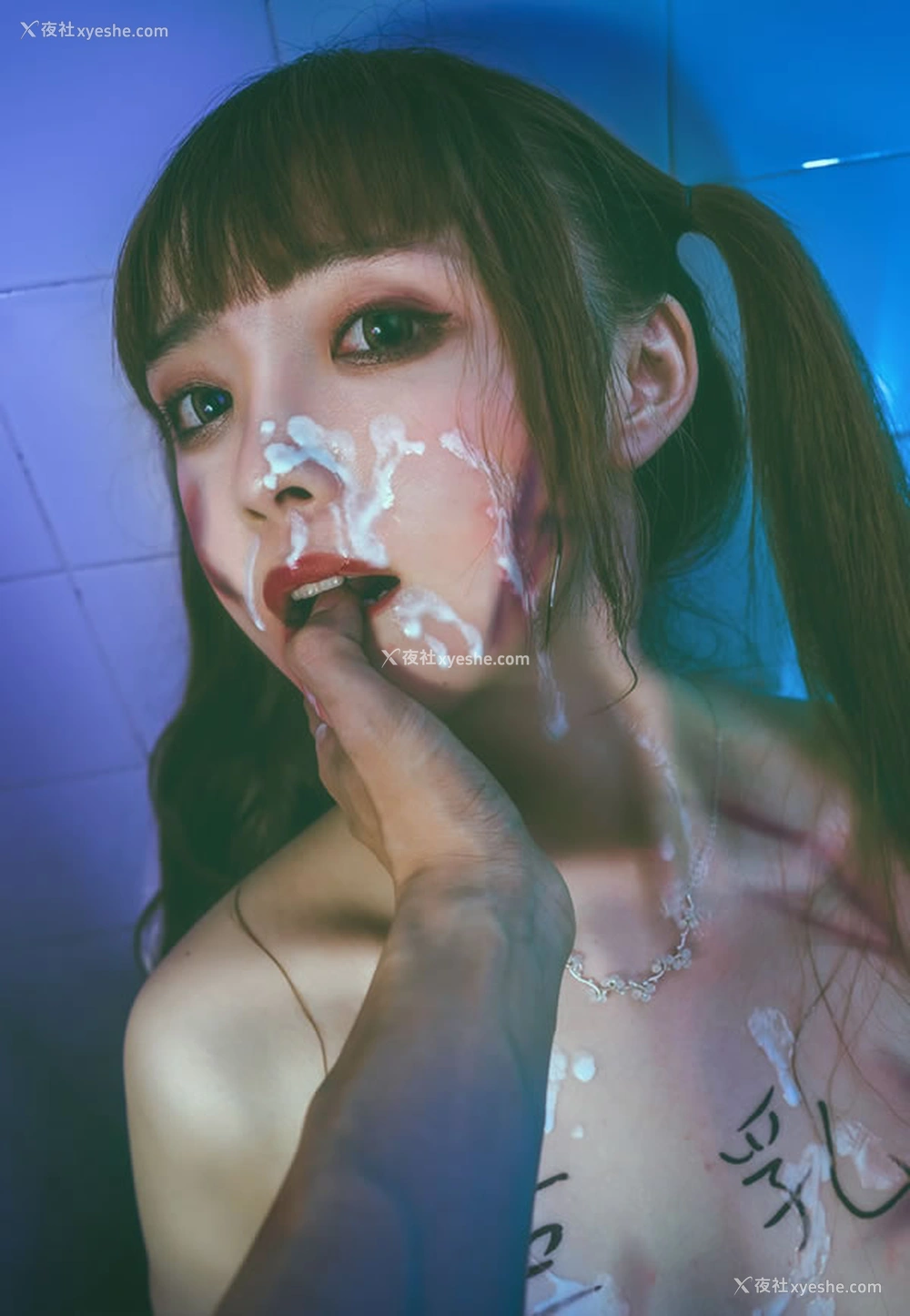 1P - 极品网红一只云烧-公厕无圣光
