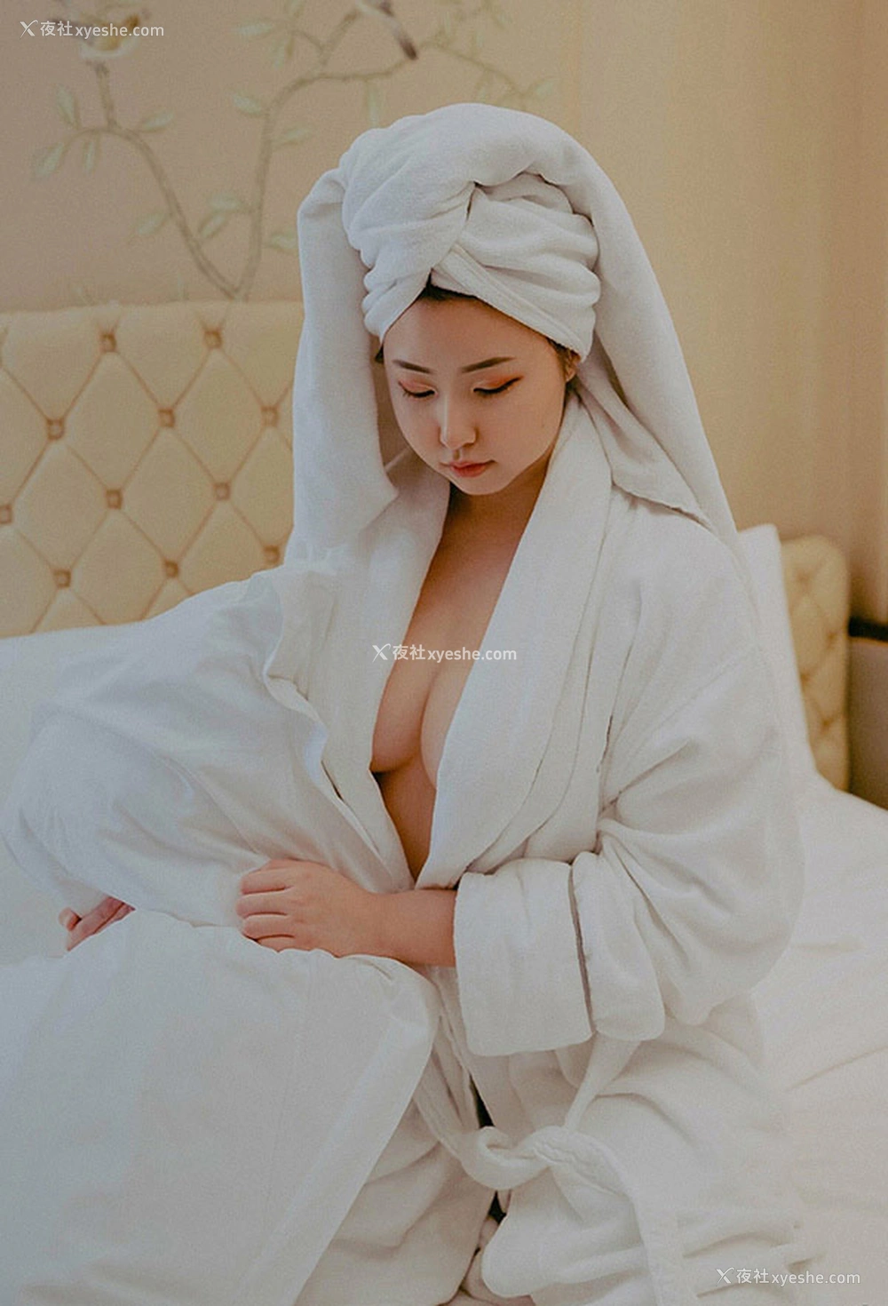 1P - 丰满巨乳网红@msbreewc 尺度私拍视图合集5