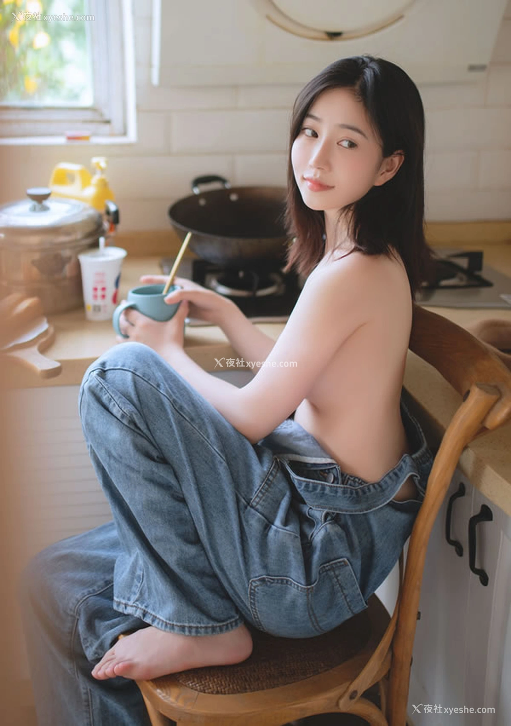 1P - 极品嫩模年年 – 背带裤无圣光唯美图集