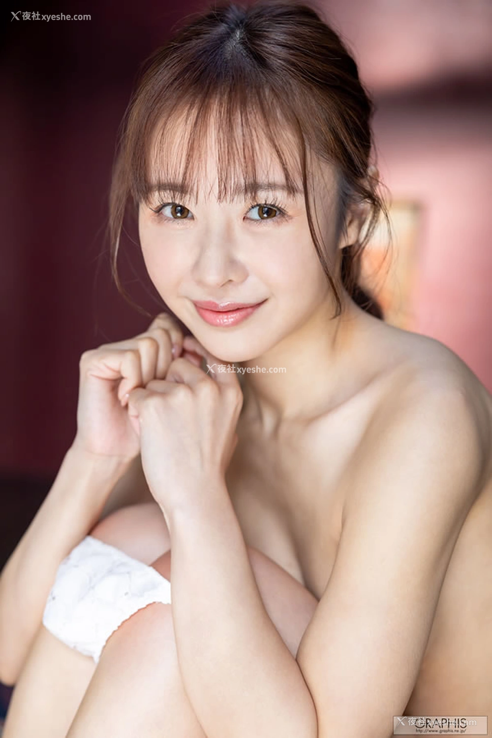 1P - 治愈系美女栗山莉绪无圣光人体图集