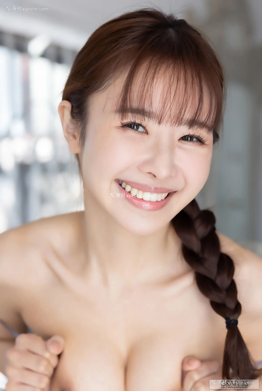 1P - 治愈系美女栗山莉绪无圣光人体图集