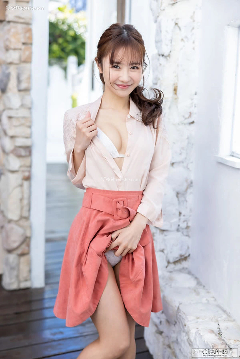 1P - 治愈系美女栗山莉绪无圣光人体图集