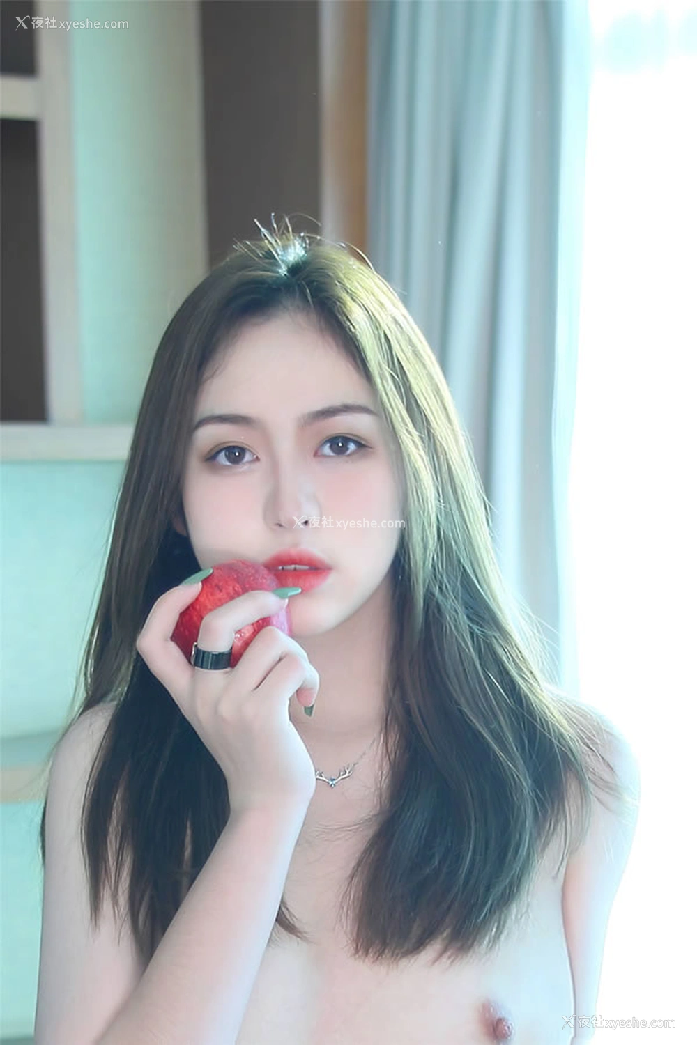 1P - 尤果网空灵美女鹿鹿无圣光人体图集