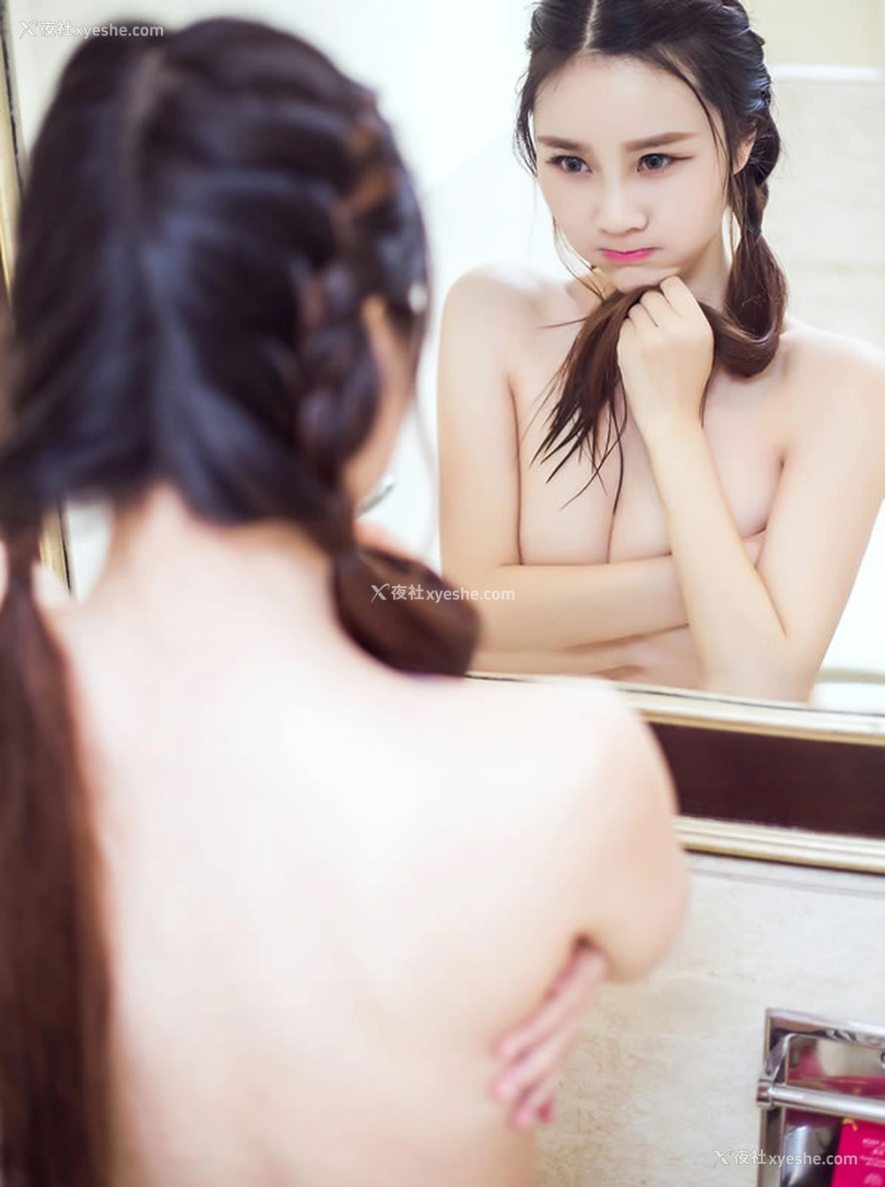 1P - 头条女神周思超无圣光学生装浴室湿身写真激情澎湃