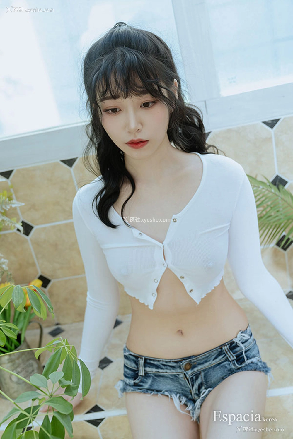 1P - 美丽小姐姐Saika户外清新无圣光人体图集