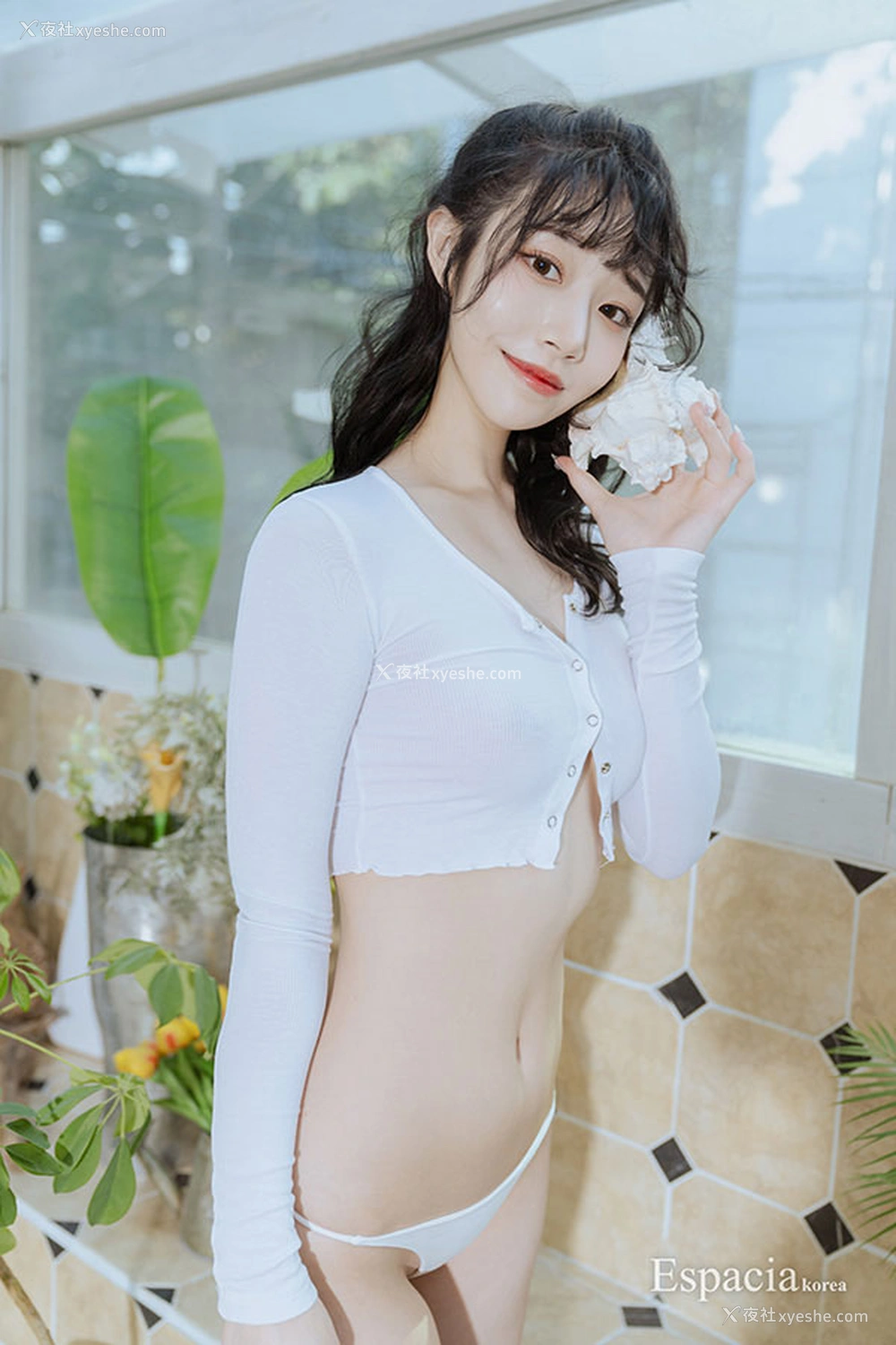 1P - 美丽小姐姐Saika户外清新无圣光人体图集
