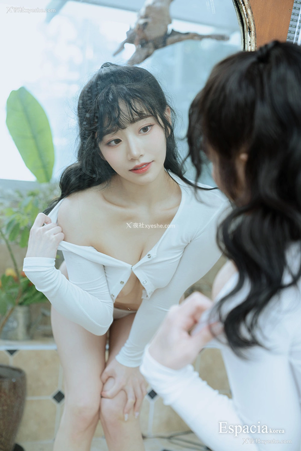 1P - 美丽小姐姐Saika户外清新无圣光人体图集