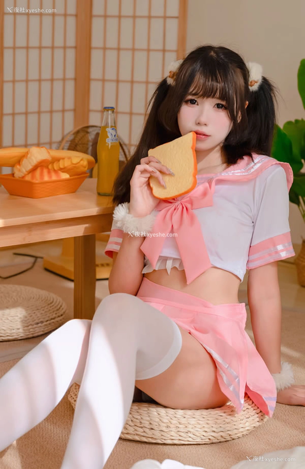 1P - 福利姬黏黏团子兔-双马尾粉海军无圣光图集