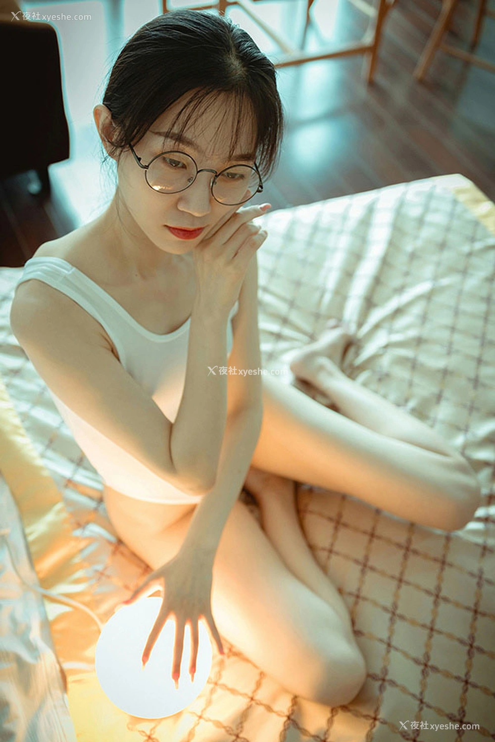 1P - PKG眼镜娘居家黑丝连体衣尺度视图