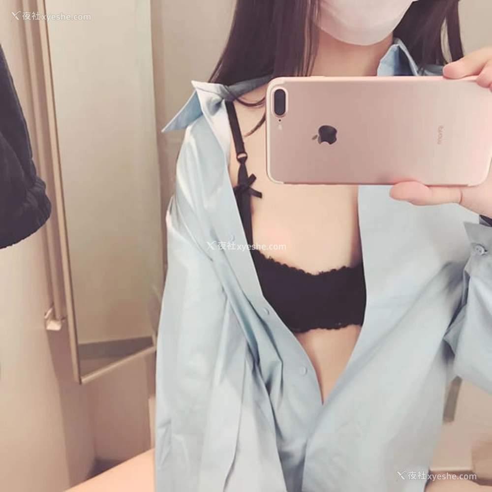 1P - 极品网络红人芝麻酱试衣间火舞无圣光套图
