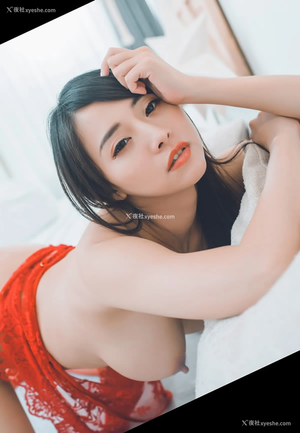 1P - JVID-极致巨乳乐乐红色情趣吊带无圣光套图