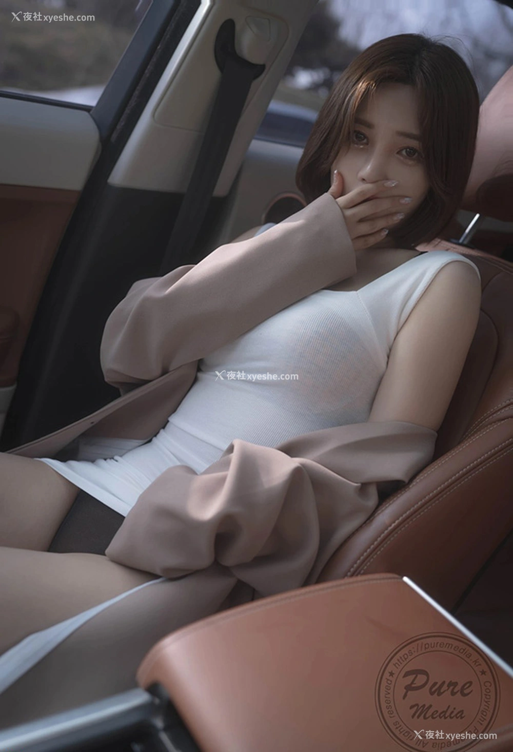 1P - 短发正点美女DoHee打车遇袭SM调教求放过