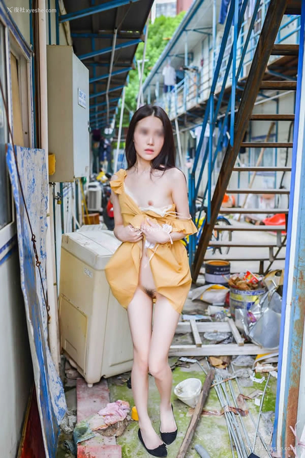 1P - 极品萝莉网红萌兰酱上海大学露出无圣光套图