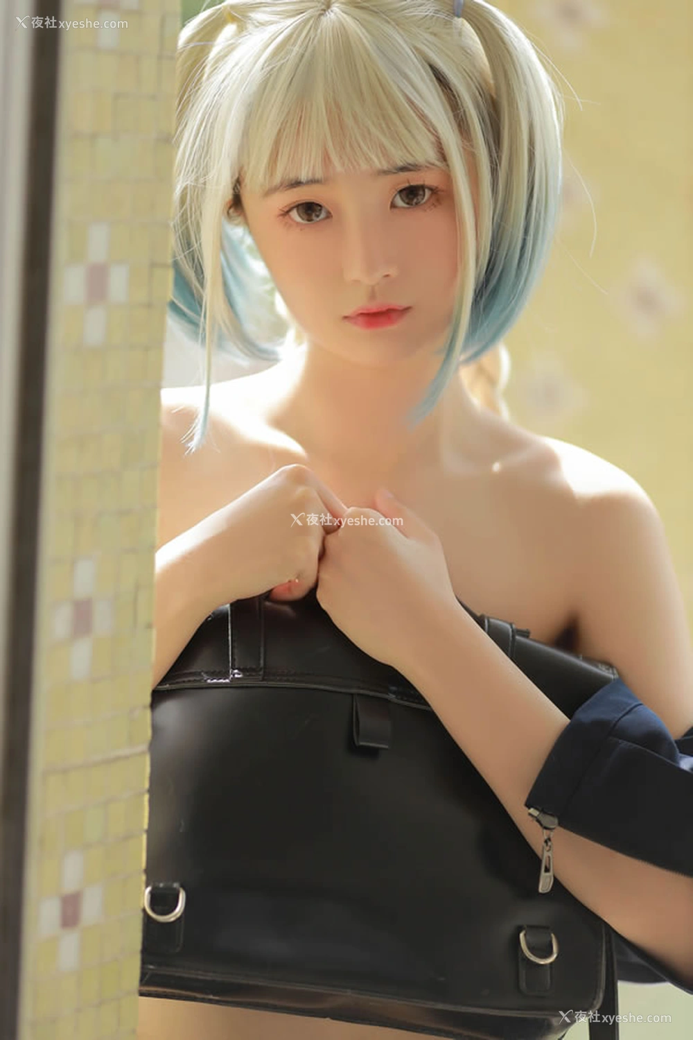 1P - 福利姬金鱼kinngyo – 探险废弃教学楼