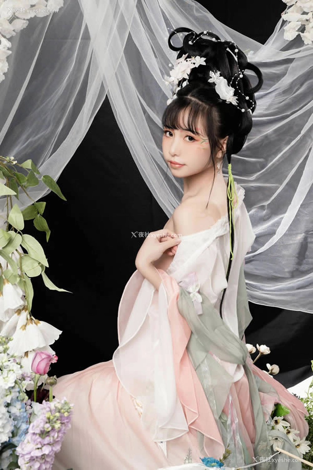 1P - 爆机少女喵小吉-花间集无圣光福利图