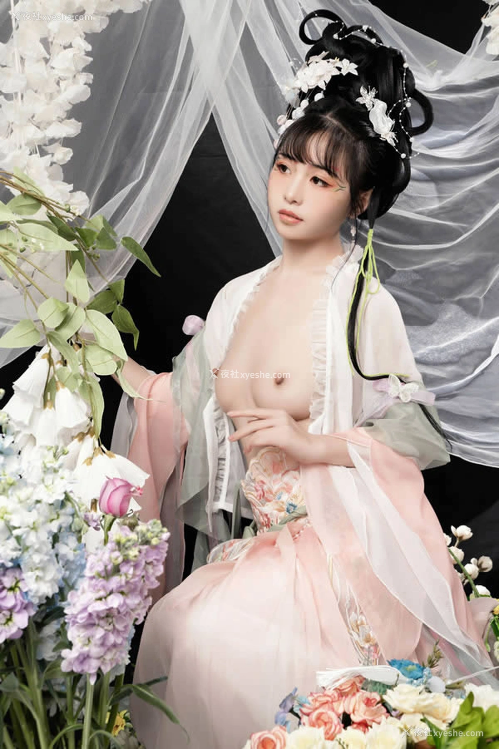 1P - 爆机少女喵小吉-花间集无圣光福利图
