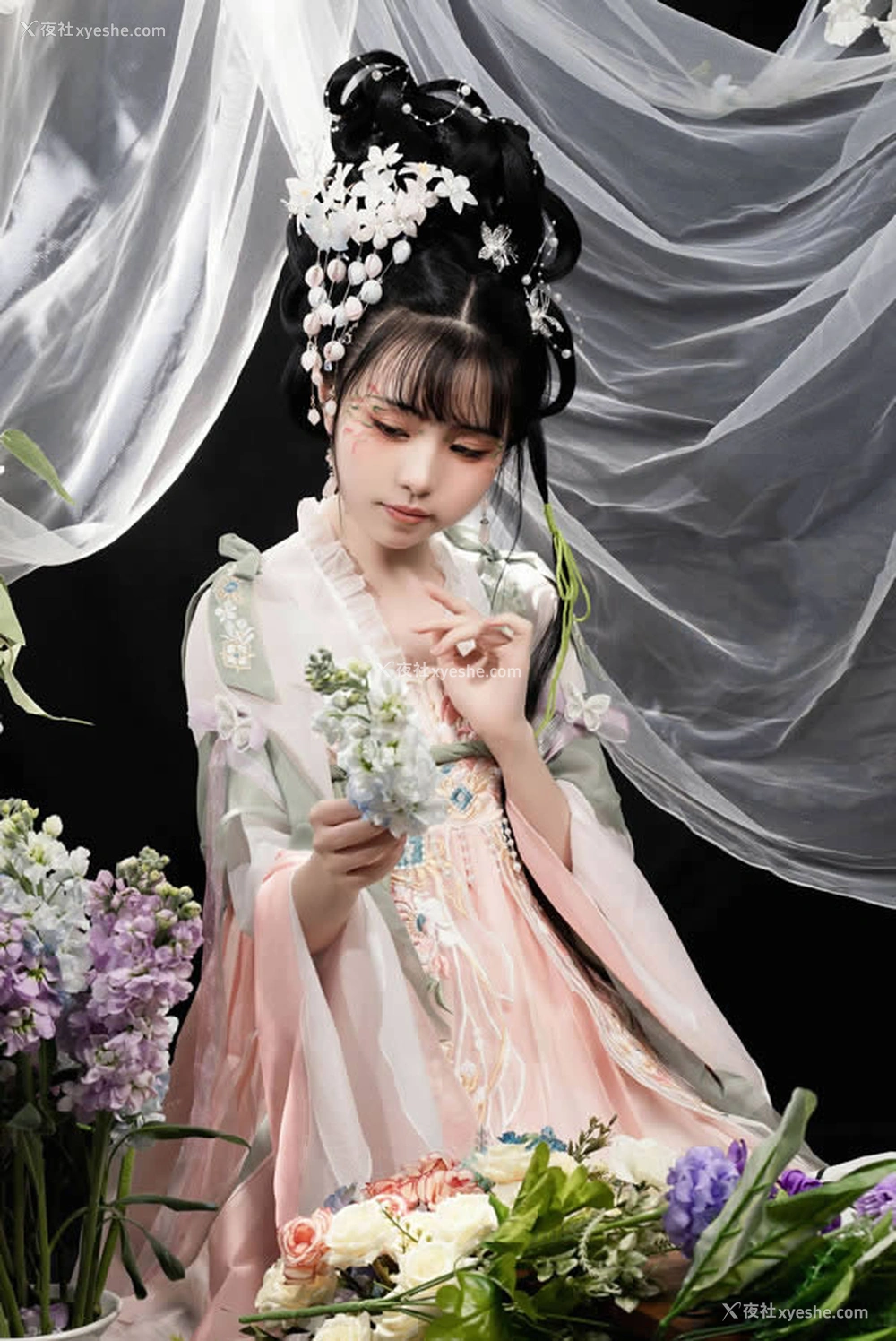 1P - 爆机少女喵小吉-花间集无圣光福利图