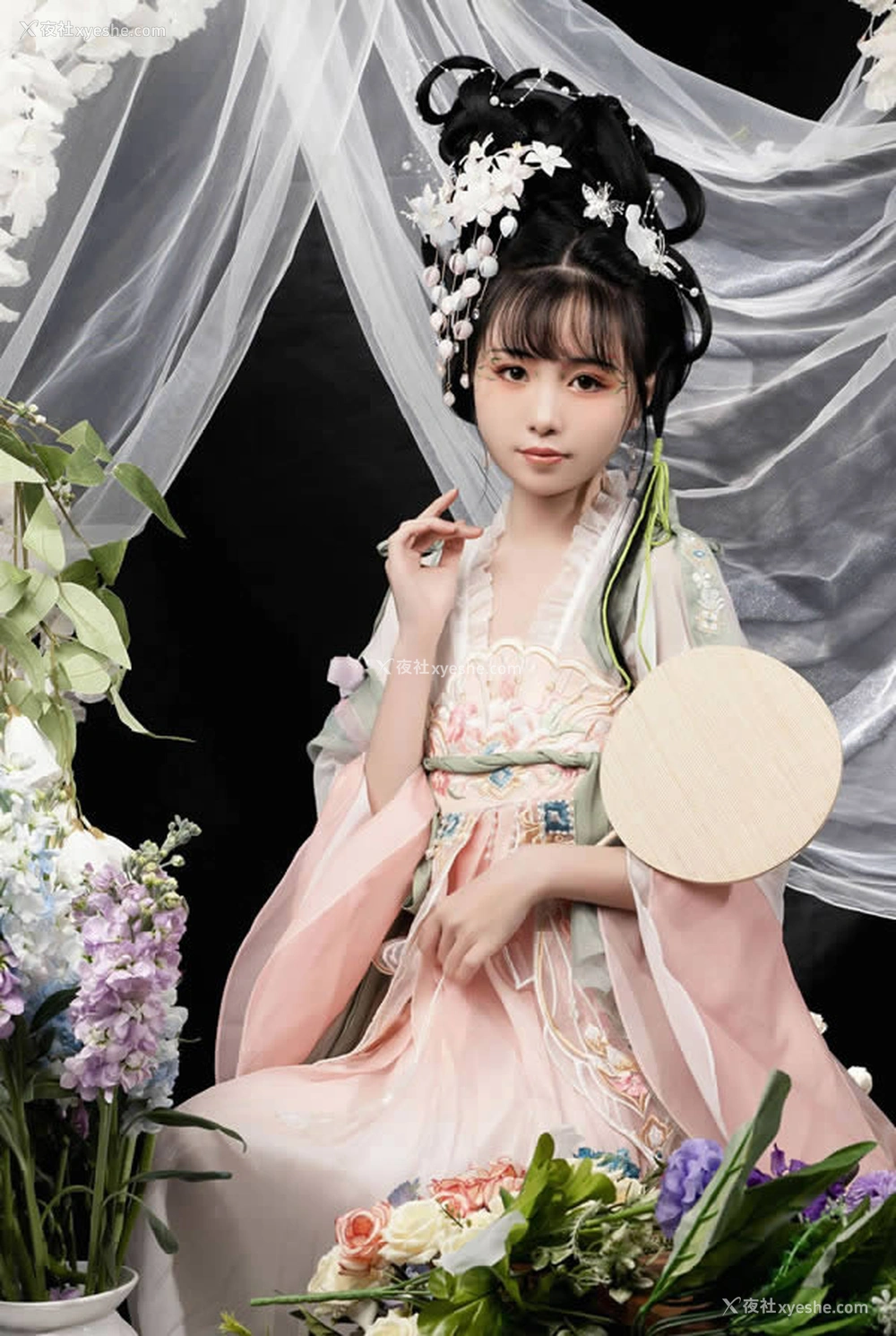 1P - 爆机少女喵小吉-花间集无圣光福利图