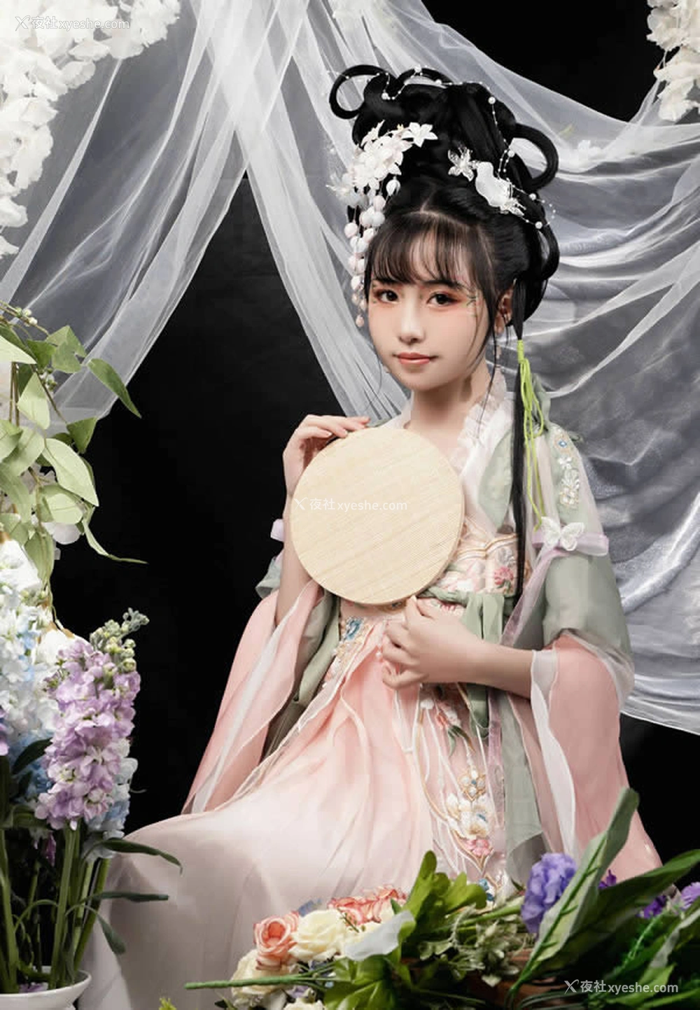 1P - 爆机少女喵小吉-花间集无圣光福利图