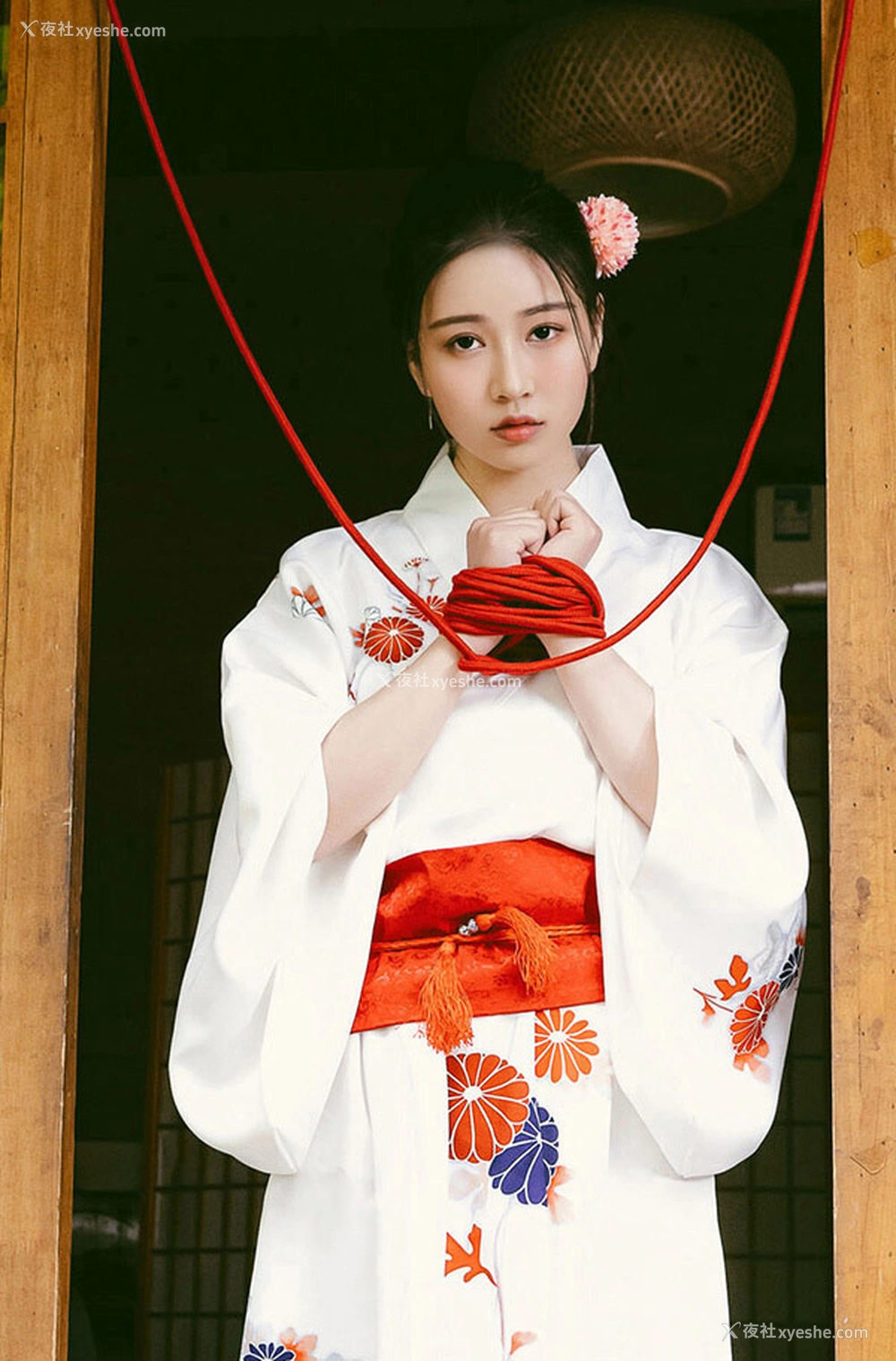 1P - 极品女神年年之以爱之名行束缚之事
