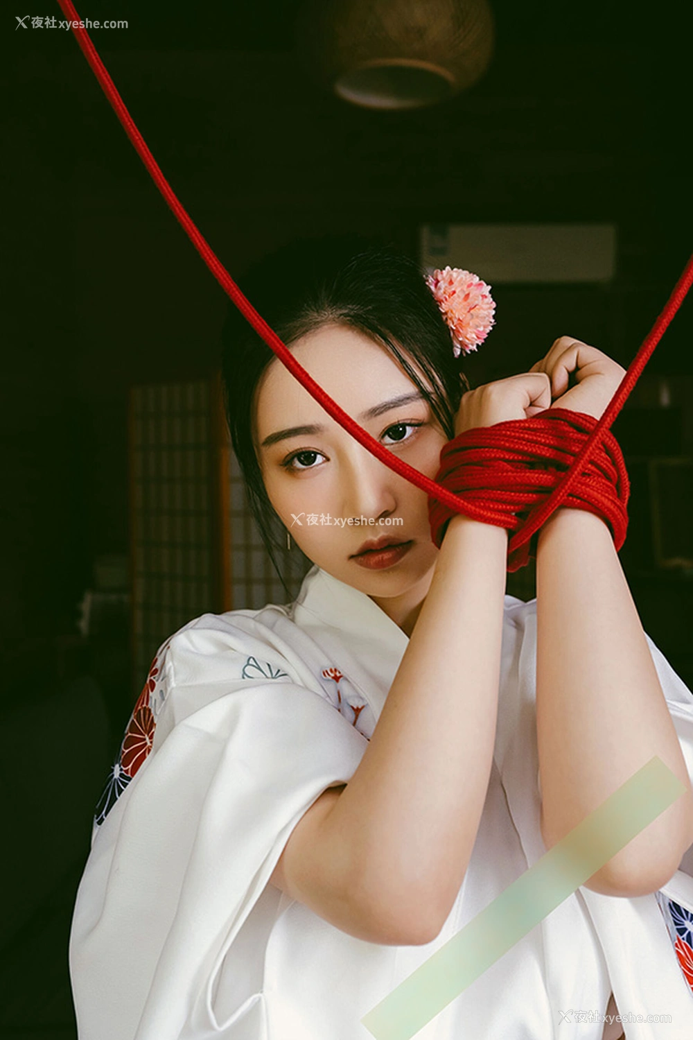 1P - 极品女神年年之以爱之名行束缚之事