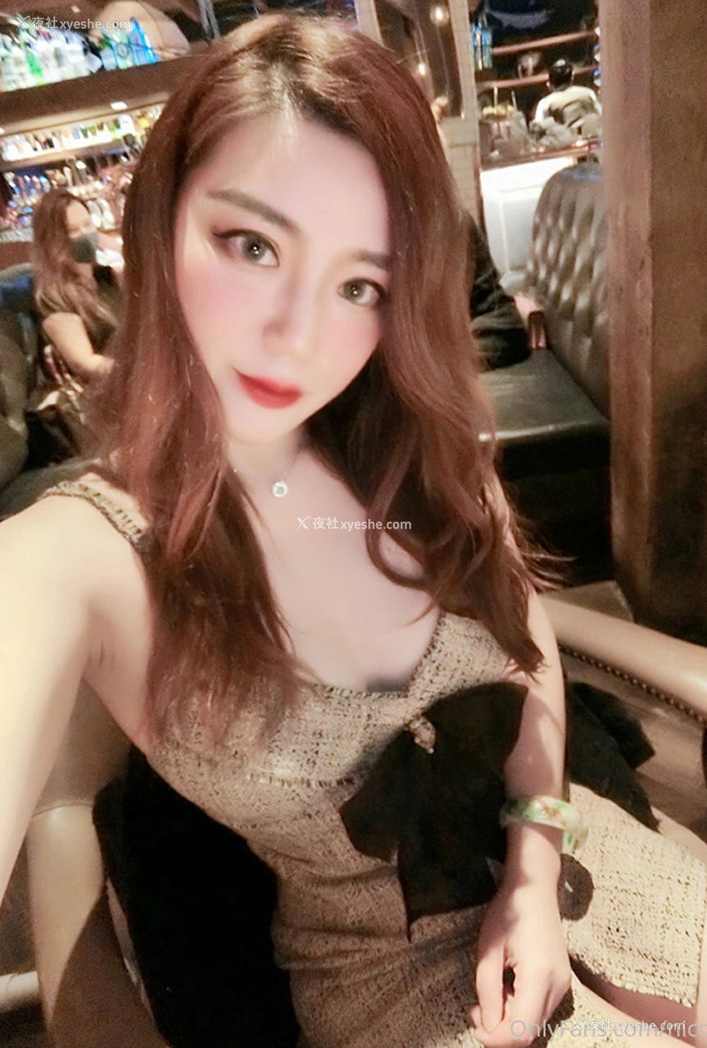 1P - 知性美女Nicolove的休闲系私拍尺度视图
