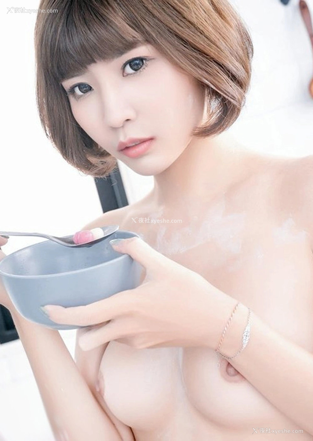1P - 推特大神猫叔镜头下的美女私拍尺度图集5