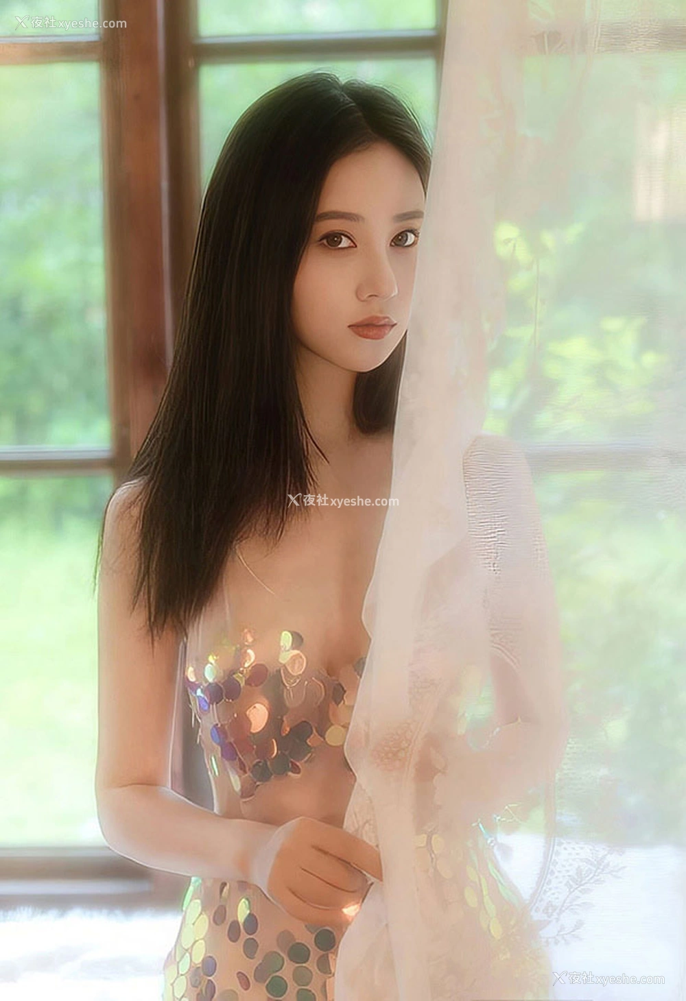 1P - 极品女神年年亮片透明礼服无圣光唯美图