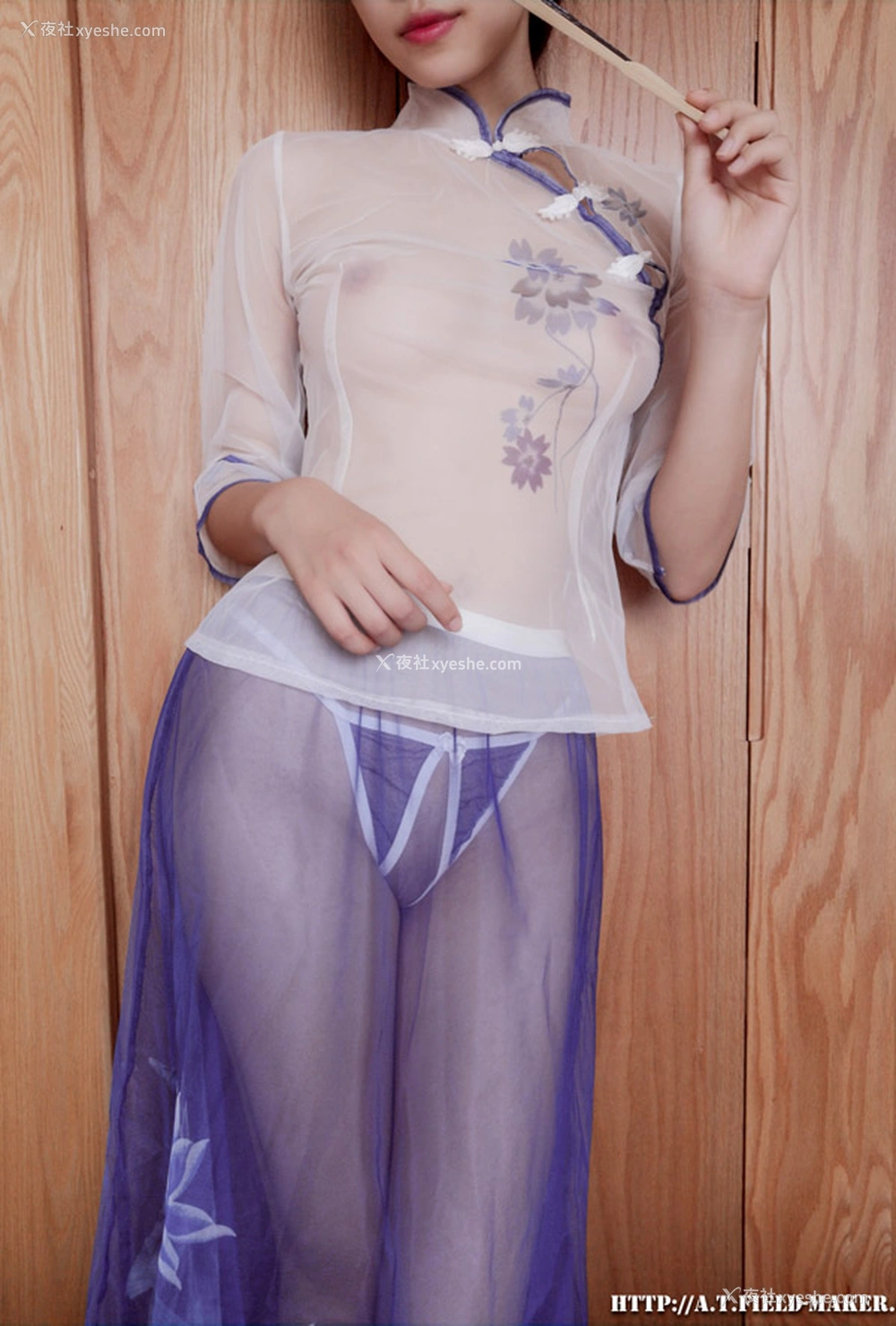 1P - 白虎福利姬Tsubaki 透视民国服的女孩