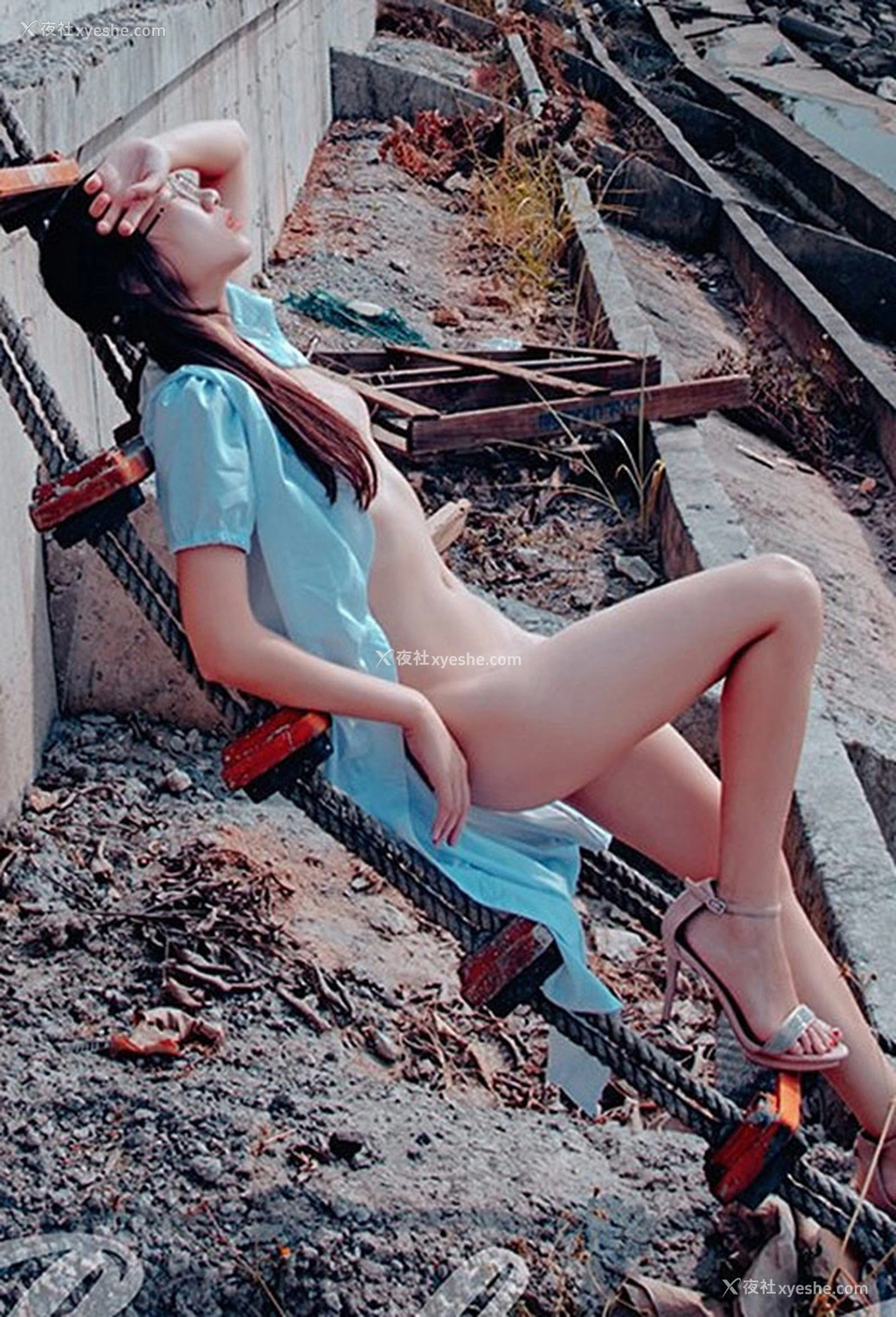 1P - 爱露出的FSS小姐姐私拍尺度合集2