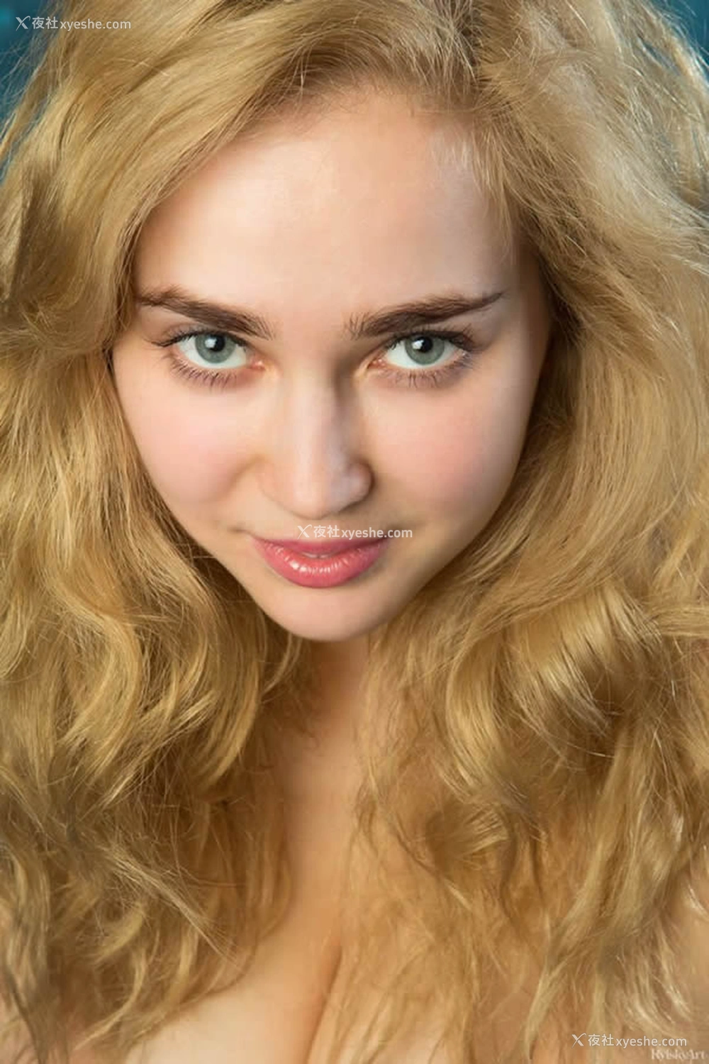 1P - 金发美女Theodora-Cvetista无圣光套图