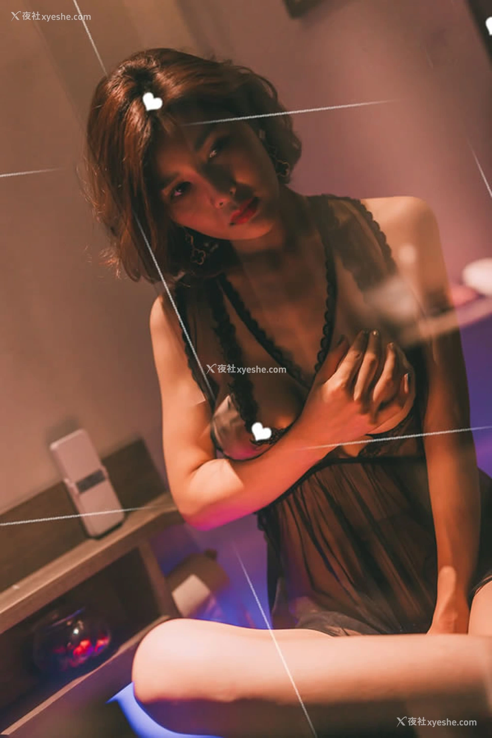 1P - 大奶女神闫盼盼18年7月写真透视无圣光写真2