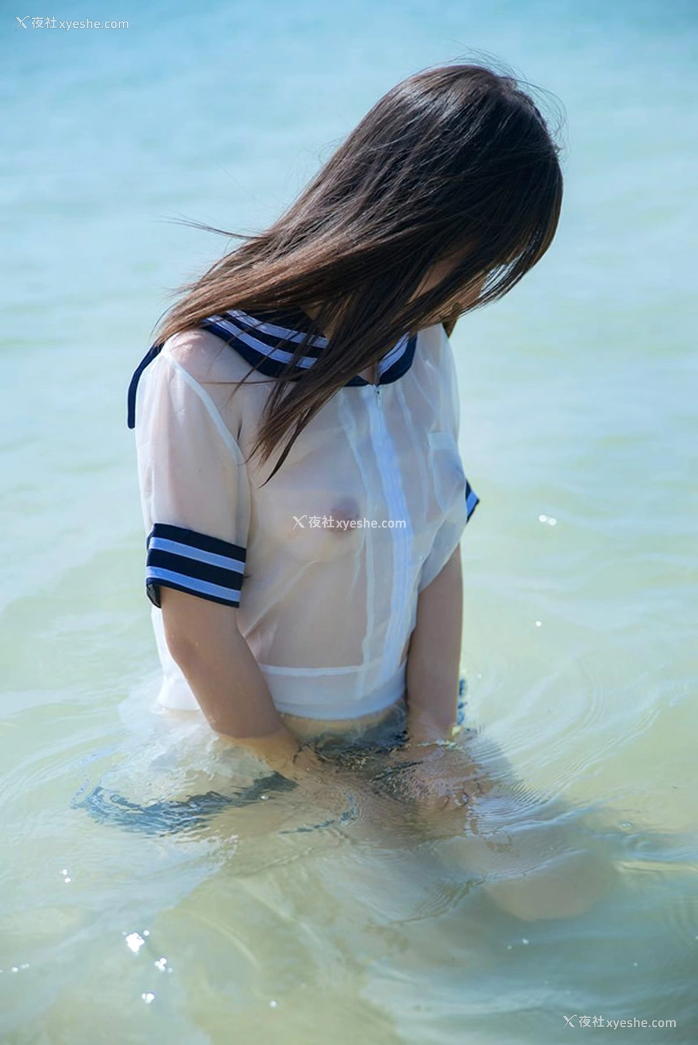 1P - 极品柚木私拍之海边戏水透视无圣光人体艺术套图写真