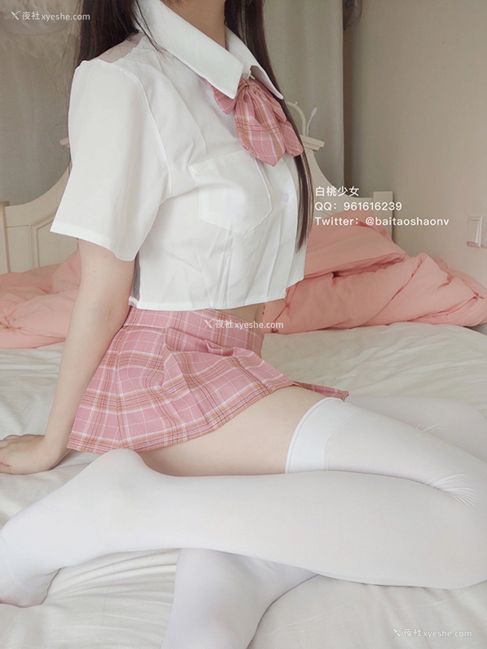 1P - 福利姬白桃少女粉色JK 周周尺度人体合集
