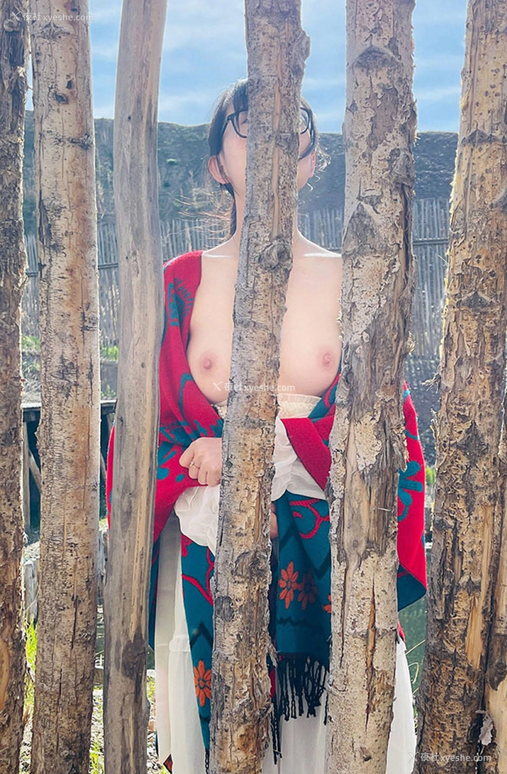 1P - 露出系美女青岛小可爱的户外大解放