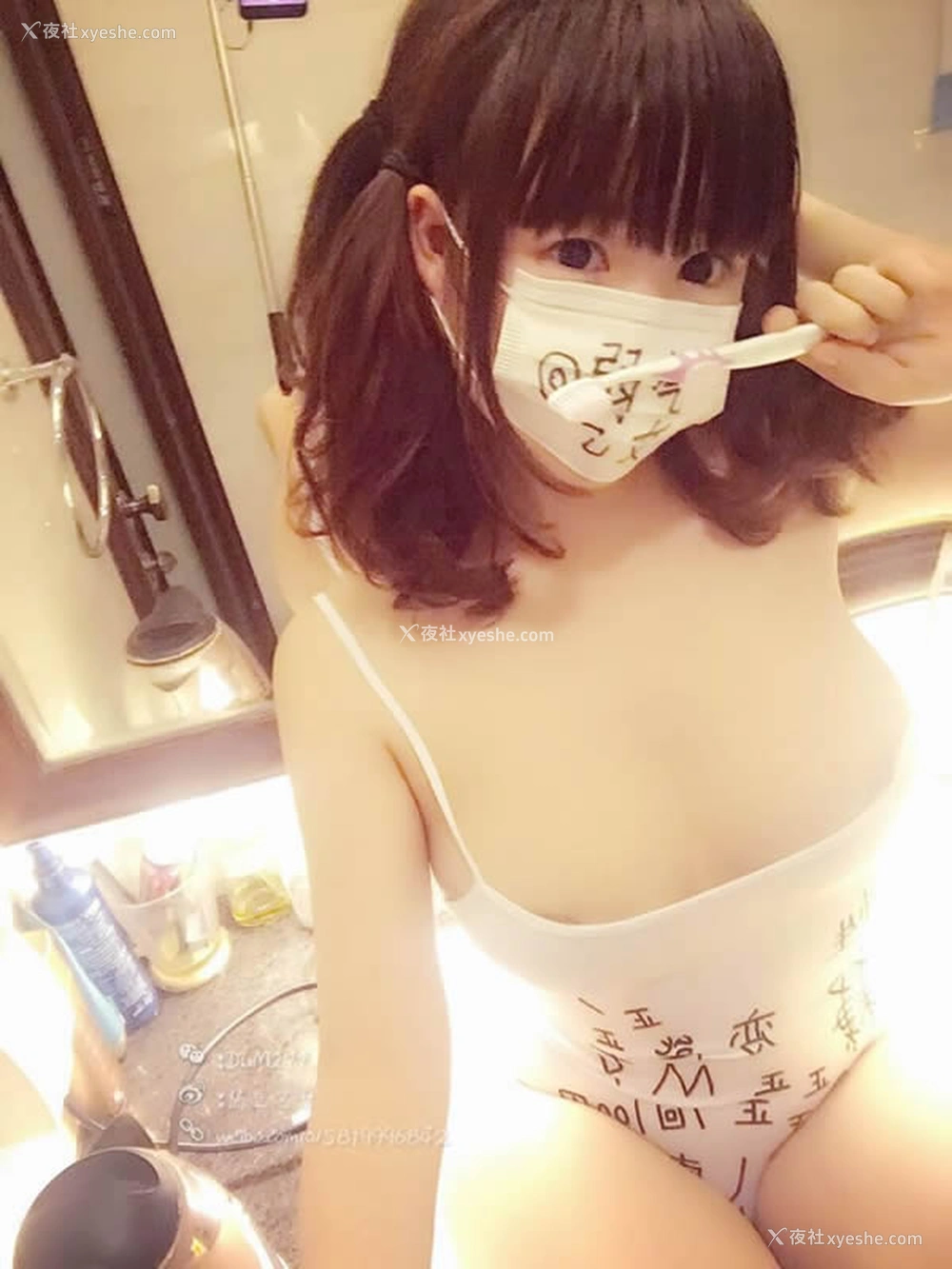 1P - 微博红人弱气乙女无圣光人体艺术套图写真3