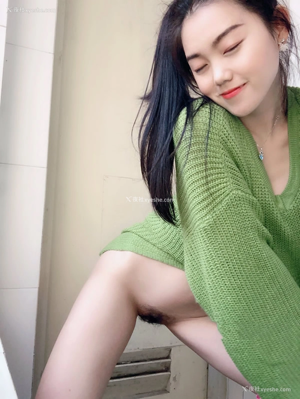 1P - 大二气质美女吴X晶宿舍无圣光视图