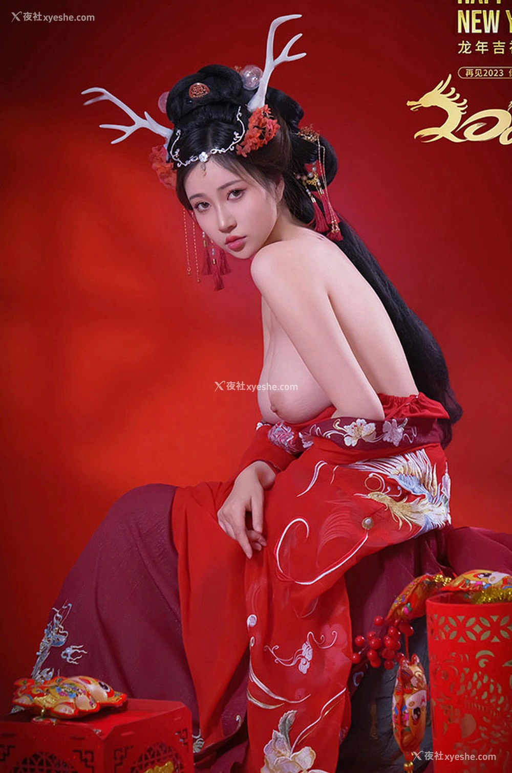 1P - 极品女神年年 龙年吉祥无圣光唯美写真