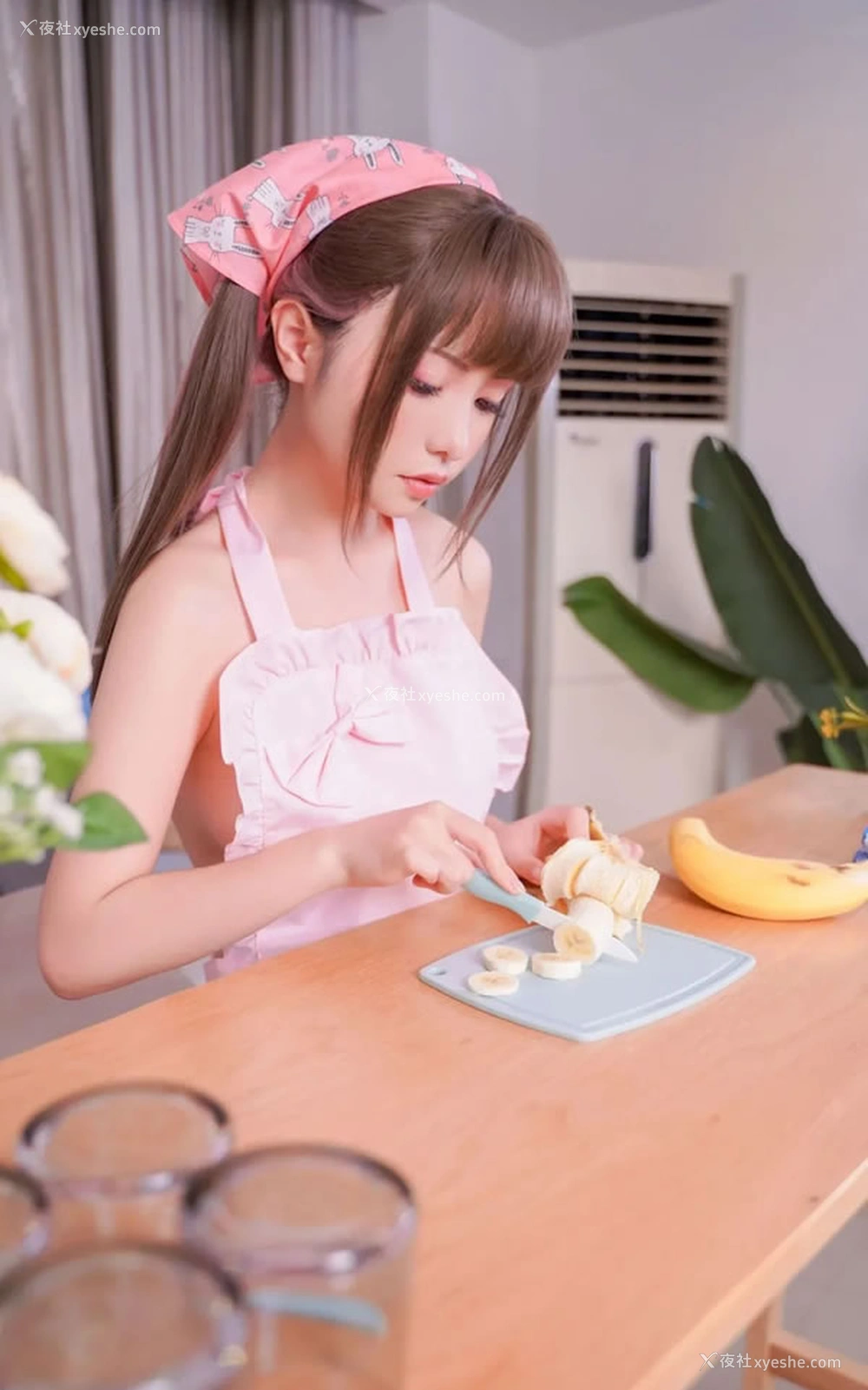 1P - 爆机少女喵小吉 – 小吉的家政服务无圣光图集