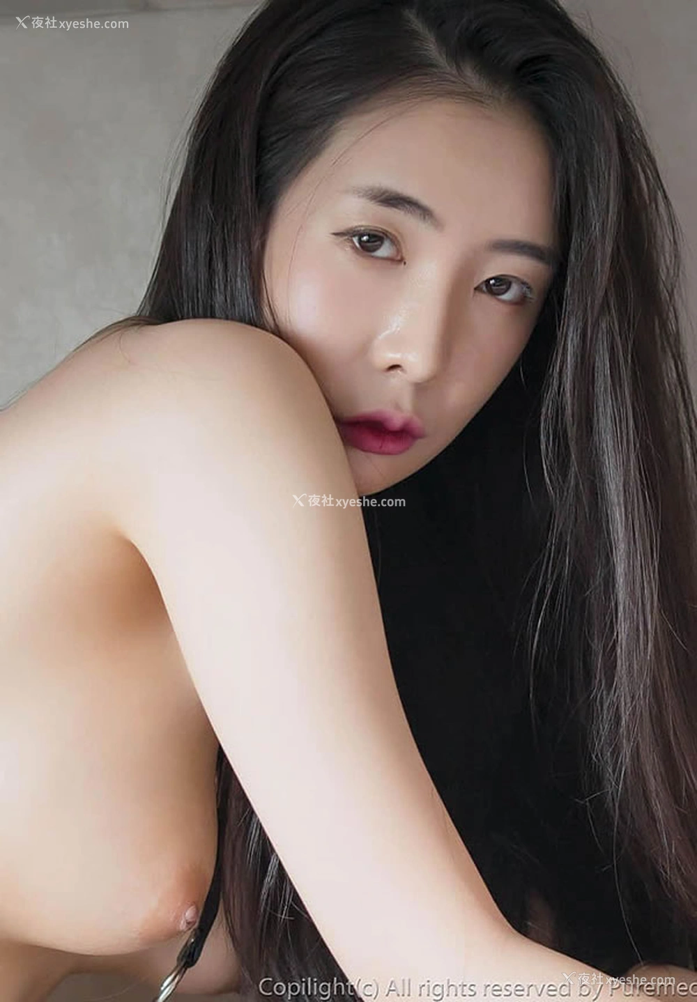 1P - 长发美女Hongsi私拍调教SM尺度图集