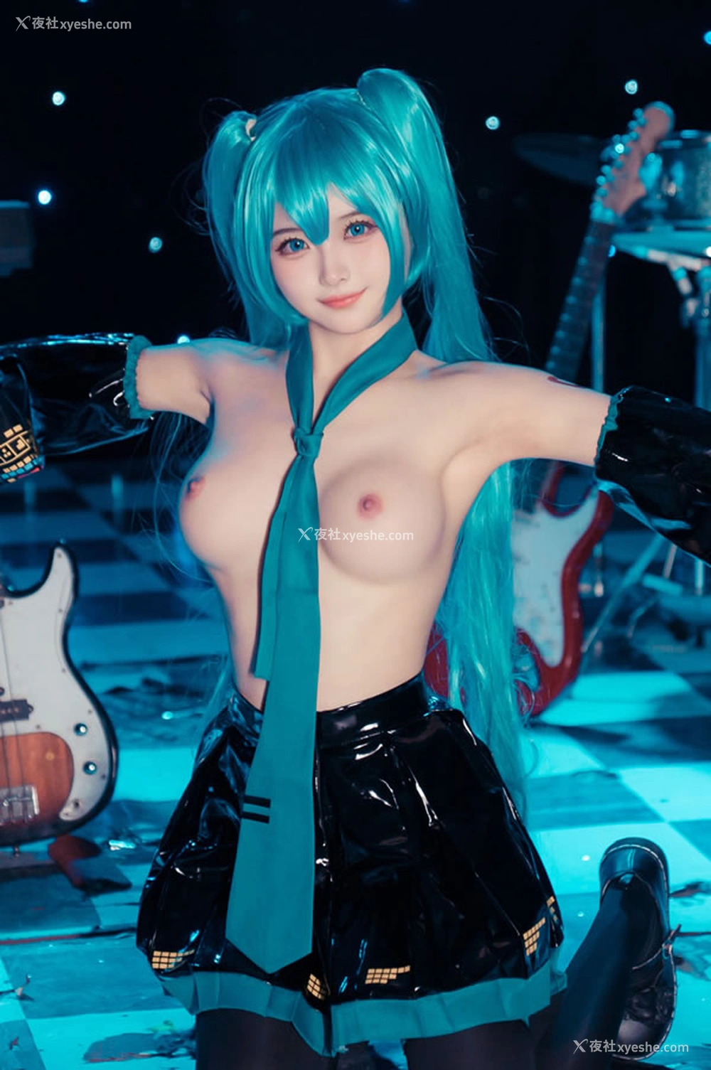 1P - 福利姬白莉爱吃巧克力 – miku无圣光图集