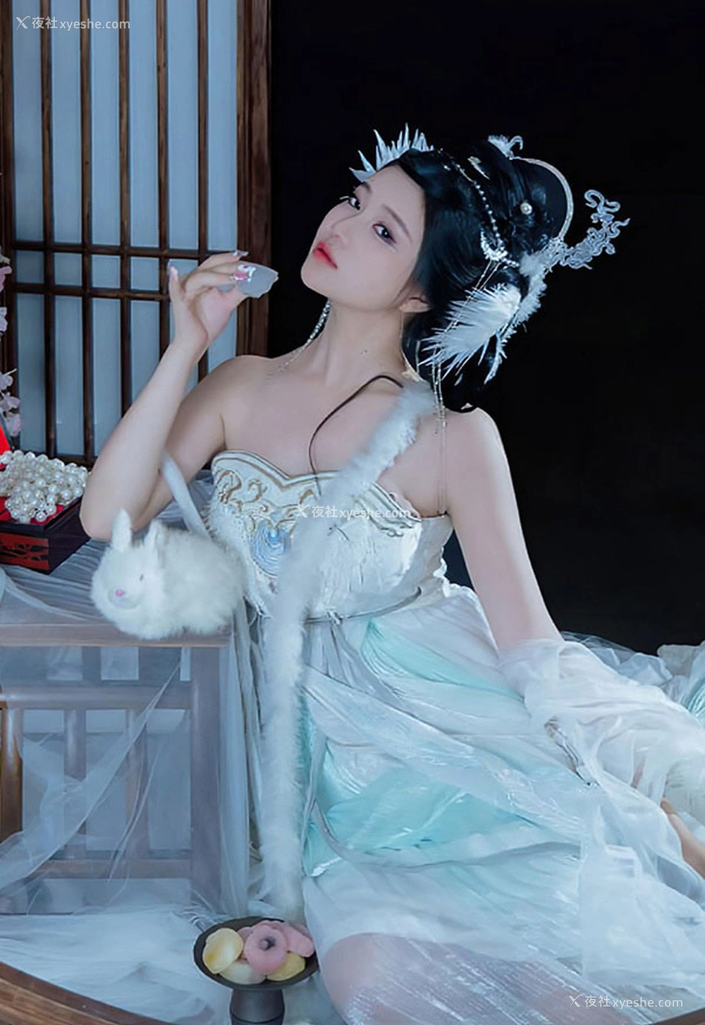 1P - 极品女神年年嫦娥仙子大白玉兔又美又仙