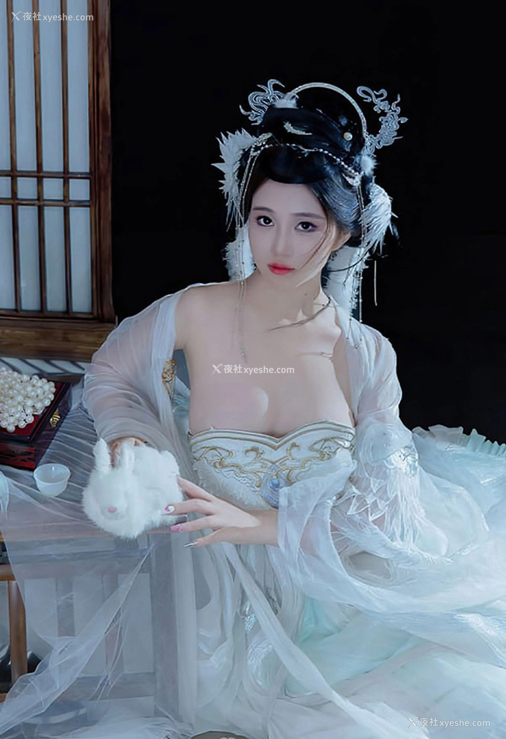 1P - 极品女神年年嫦娥仙子大白玉兔又美又仙