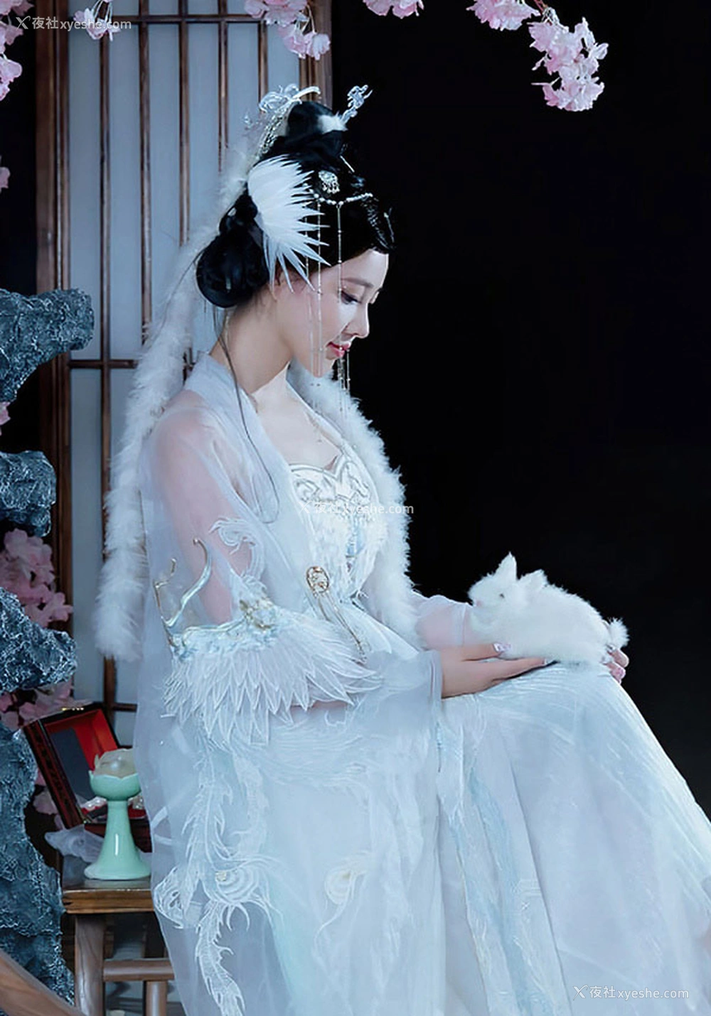 1P - 极品女神年年嫦娥仙子大白玉兔又美又仙