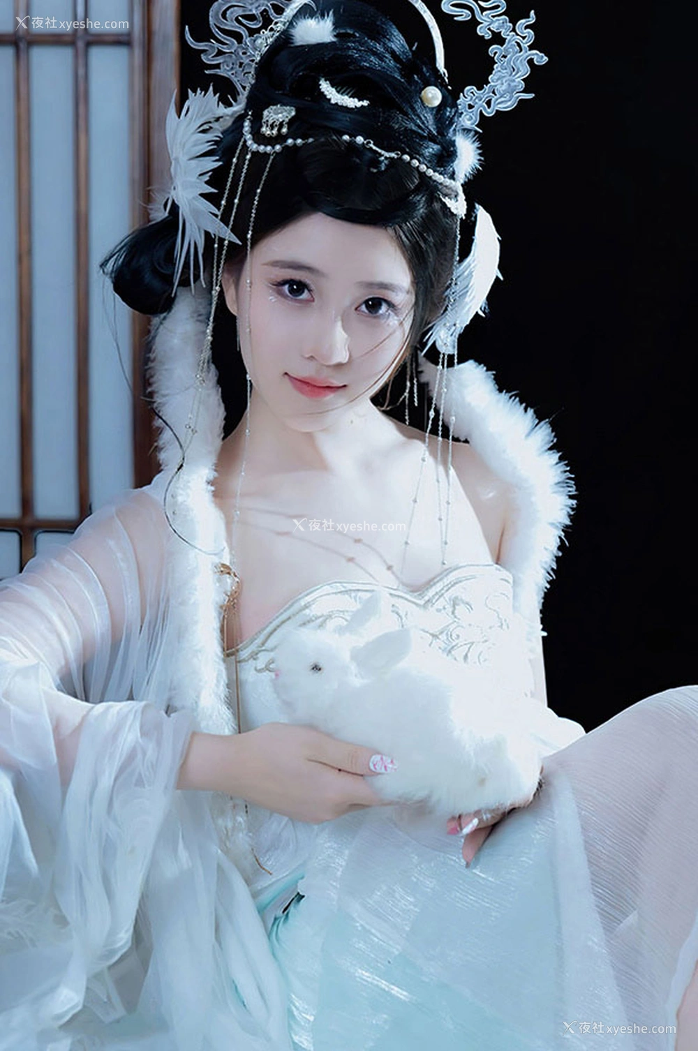1P - 极品女神年年嫦娥仙子大白玉兔又美又仙