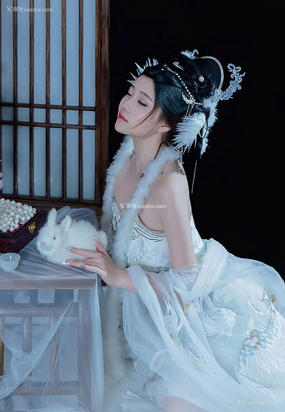 1P - 极品女神年年嫦娥仙子大白玉兔又美又仙