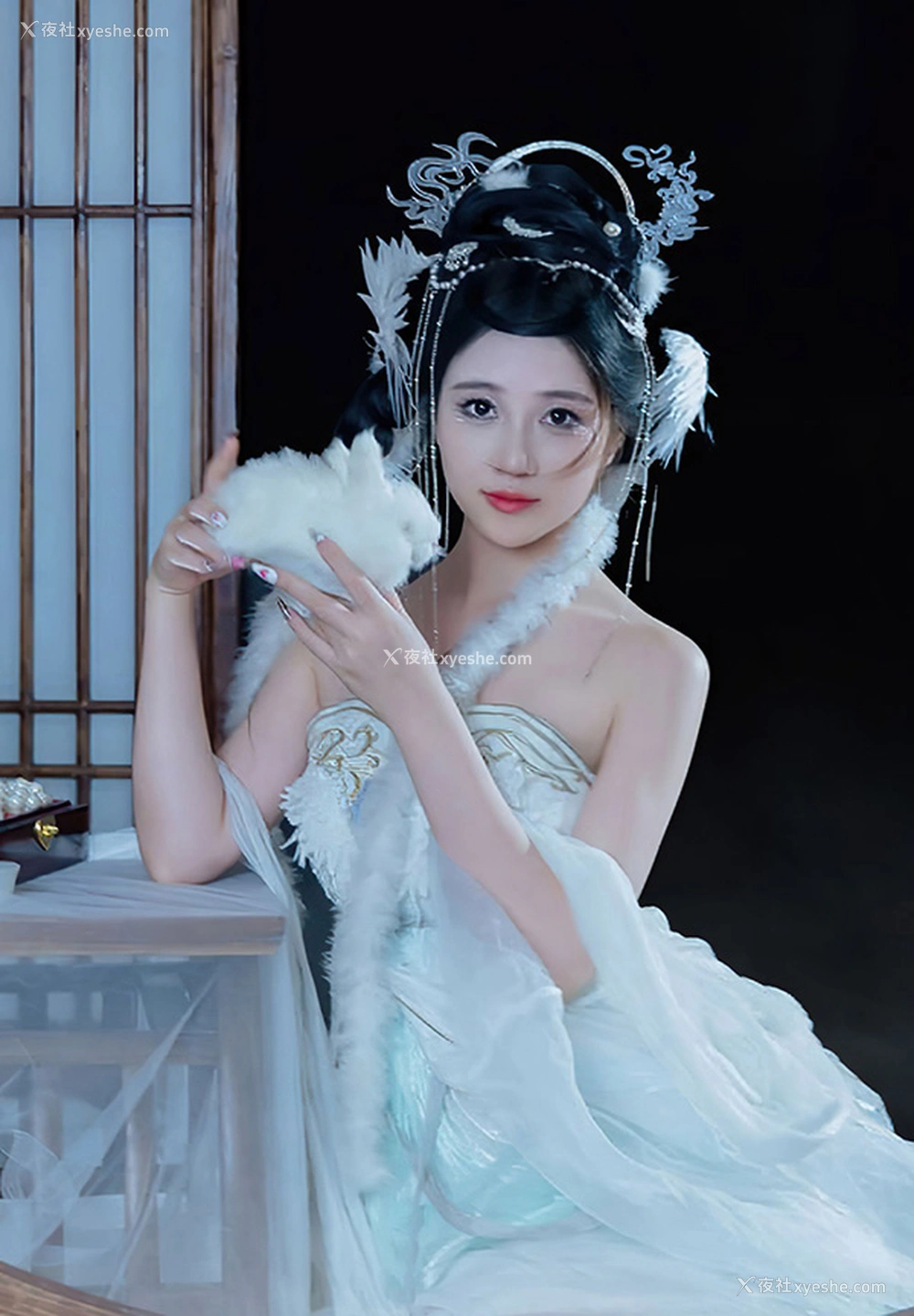 1P - 极品女神年年嫦娥仙子大白玉兔又美又仙